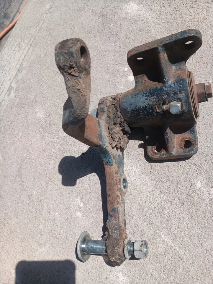 Idler 手臂和支架适用于丰田 BJ40 BJ42 FJ40 FJ45 FJ55 1972 陆地巡洋舰 — 第 3/4 张图片