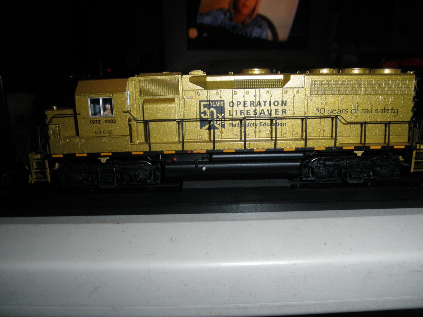 Picture 1 of 5