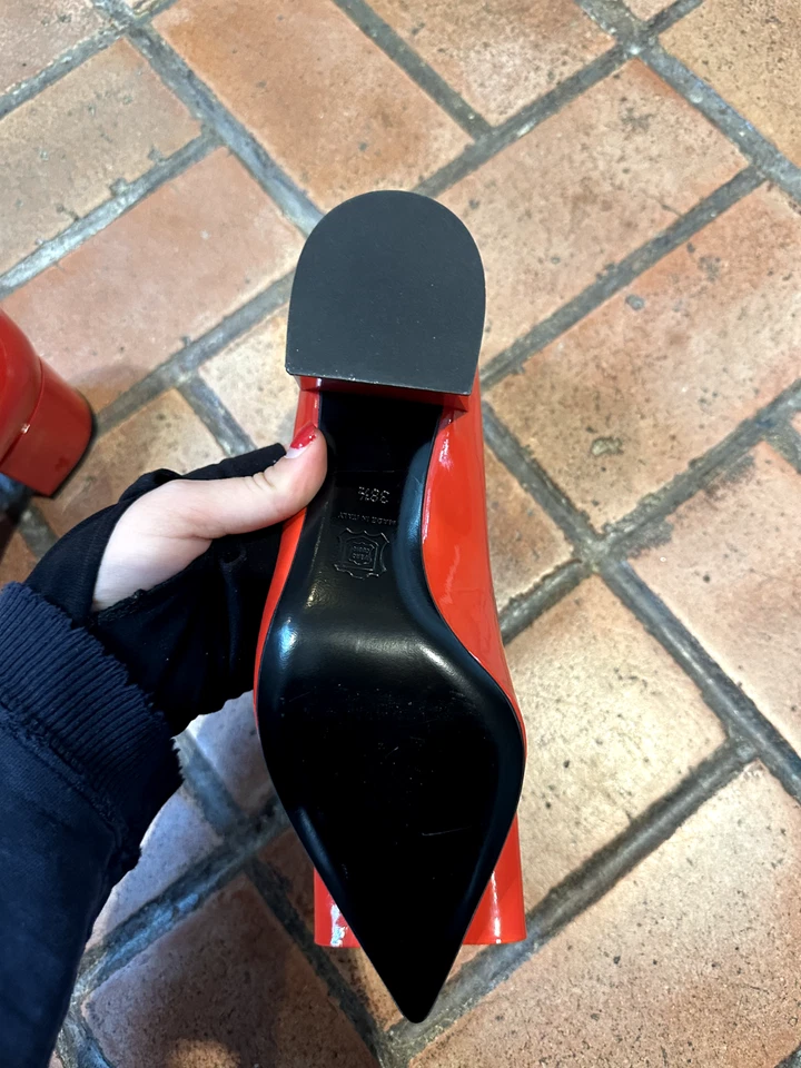 Tacones Pierre Hardy x Forty Five Ten charol rojo - detalle de lazo - talla 38,5 Foto 3 de 4