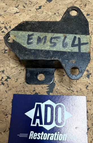 BMC Austin/Morris 1100/1300 engine mounting - clutch housing end - new old stock - Picture 4 of 5