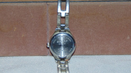 LADY'S SHARP SILVER TONE WATCH 6 1/2" BAND - Picture 8 of 8