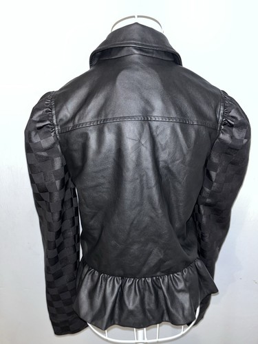 DISNEY HER UNIVERSE CRUELLA LIVE ACTION FAUX LEATHER JACKET. CHILD LARGE - Picture 6 of 10