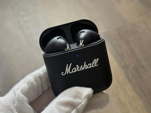 Marshall Minor IV True Wireless Earbuds - Black #E - Picture 4 of 10