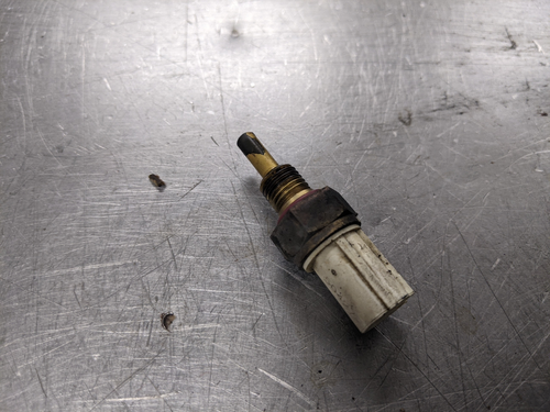 Coolant Temperature Sensor For 04-07 Saturn Vue 3.5 Gas - Picture 2 of 6