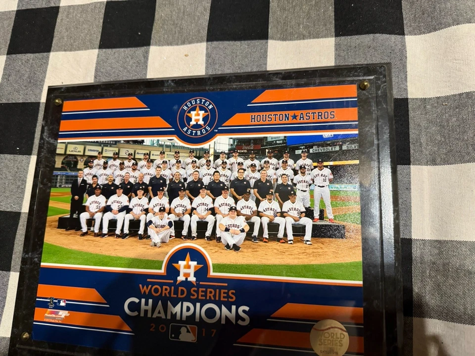 Astros 2017 World Series Champions Plaque w/8x10 Photo - Image 2 of 4