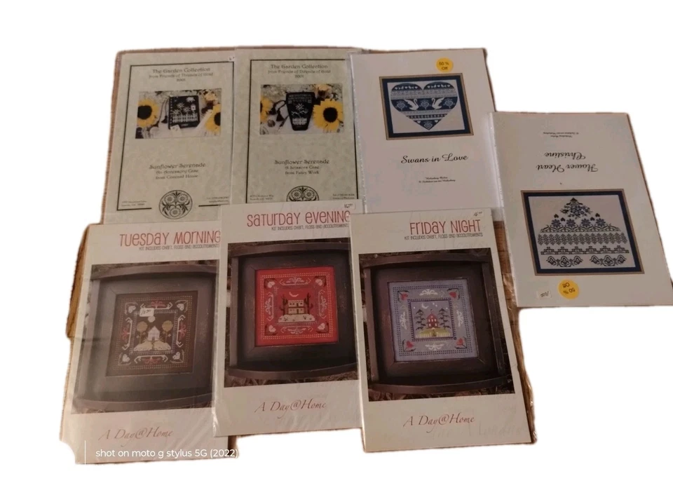 LOT OF 31 CROSS STITCH CHART SOME W/ EMBELLISHMENTS, NOS - Image 4 of 4