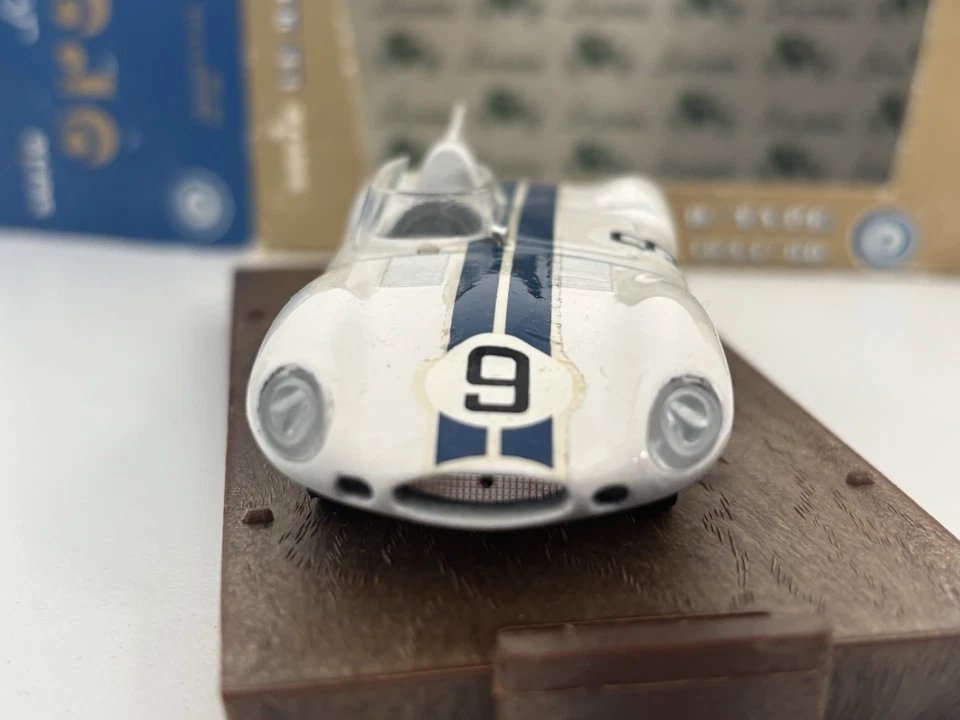 1/43 BRUMM R130 JAGUAR D TYPE LE MANS 1955 #9 PHIL WALTERS/WILLIAM SPEAR Estado perfeito A6 - Imagem 2 de 4