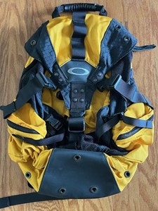 Oakley メッセンジャーバッグ 黒　archve 00s RARE OAKLEY COMPUTER BAG 2.0 Black Messenger Tactical Pack w