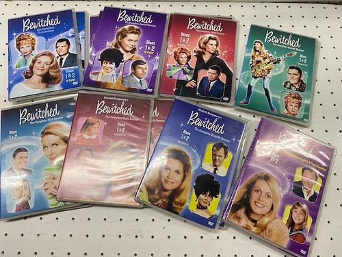 Bewitched TV Series DVD Set Seasons 1-8 with Original Cases - Imagen 4 de 8