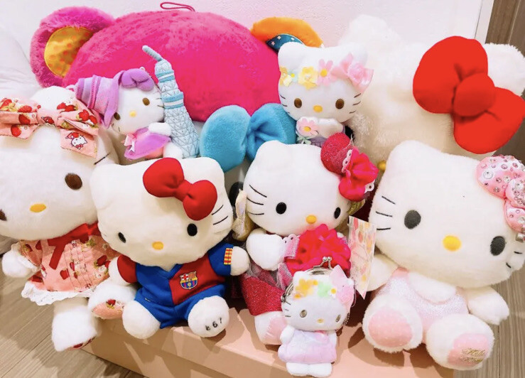 貴重！ HELLO KITTY★SANRIO SHOPのおまけマスコット33個 貴重！ HELLO KITTY☆SANRIO SHOPのおまけマスコット33個