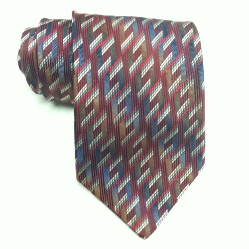 PRONTO UOMO NECK TIE 100% SILK Red and Silver Pattern EUC MSRP $70 - Picture 2 of 7