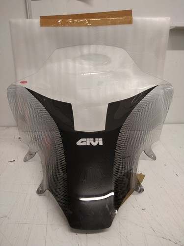 Givi High Windshield PCX125 18-20 1129DT - Picture 2 of 3
