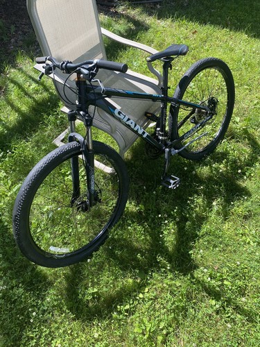 bike .Giant ATX 27.5 2 Mountain bike 