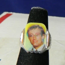1960s Vari-Vue Man from Uncle Flicker Ring    (Lot B)