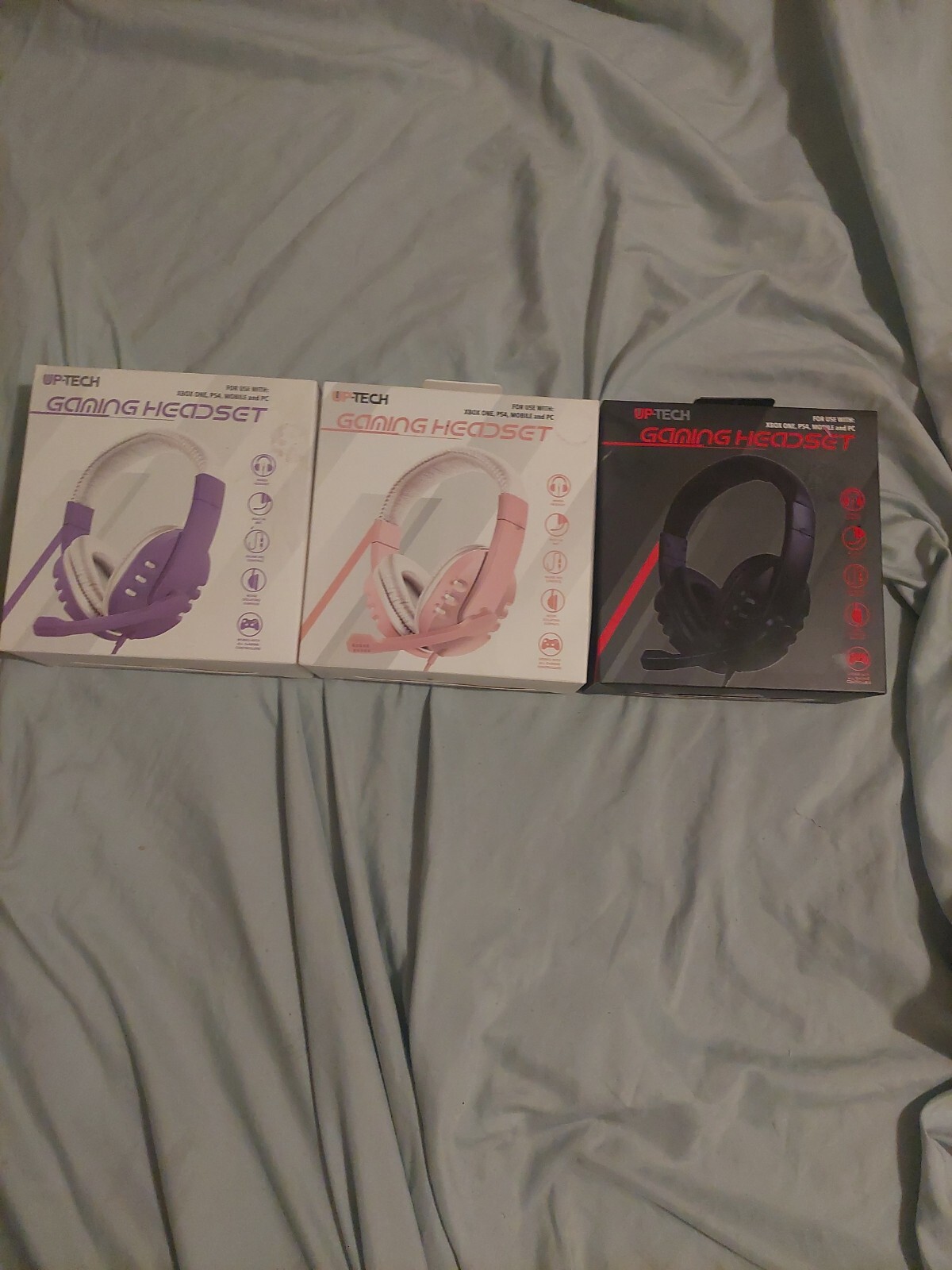 Wireless gaming headset with mic for PC and console-image