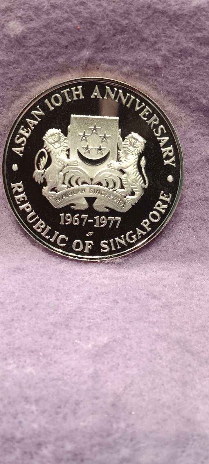Picture 1 of 2