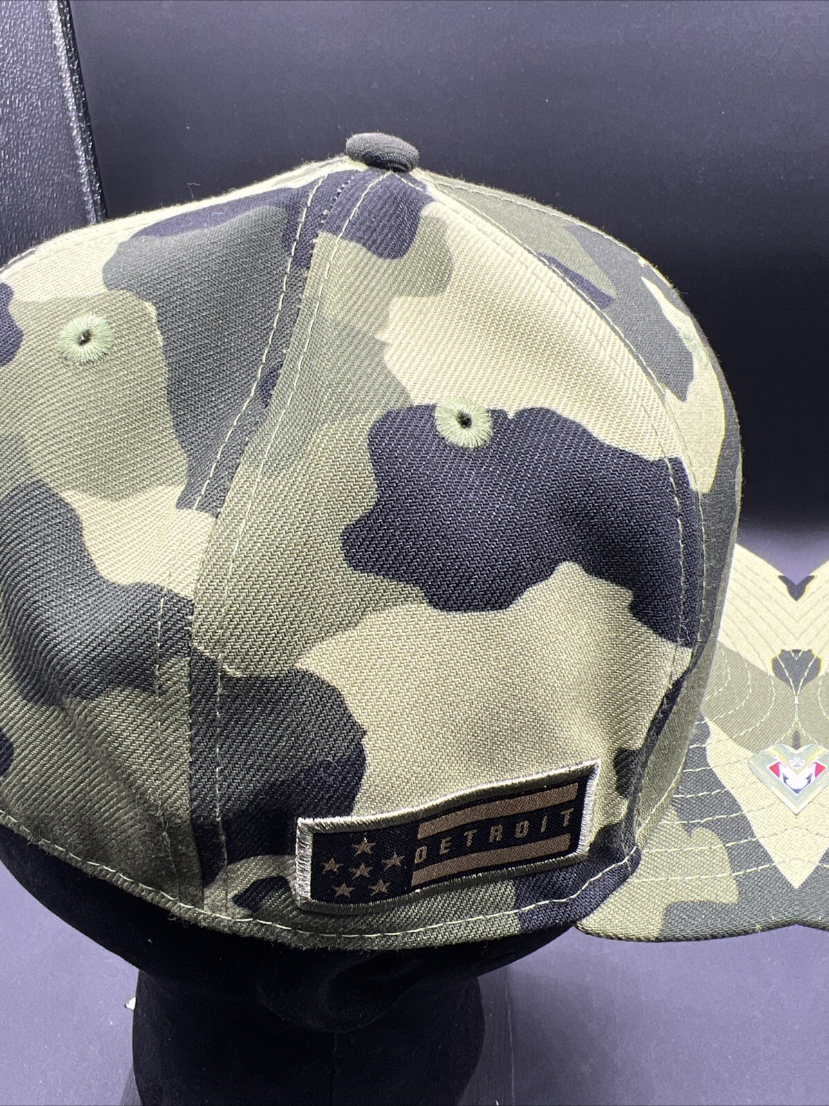Picture 4 of 8