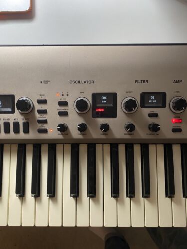 Korg King Korg Analogue Modelling Synthesiser - Picture 8 of 12