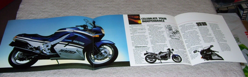 KAWASAKI ZX-10 ZX1000-B2 MOTORCYCLE SALES BROCHURE P/N 99943-1911 ALL-E VIII-IX - Picture 2 of 3