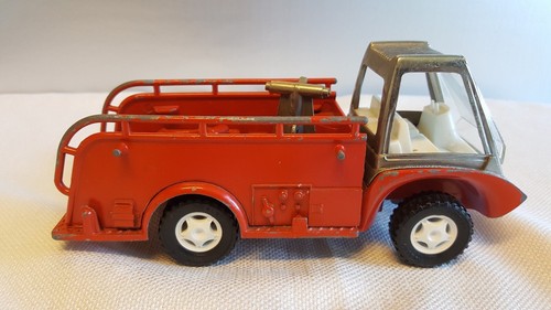 Hubley Water Canon Firetruck Fire Truck - Picture 4 of 9