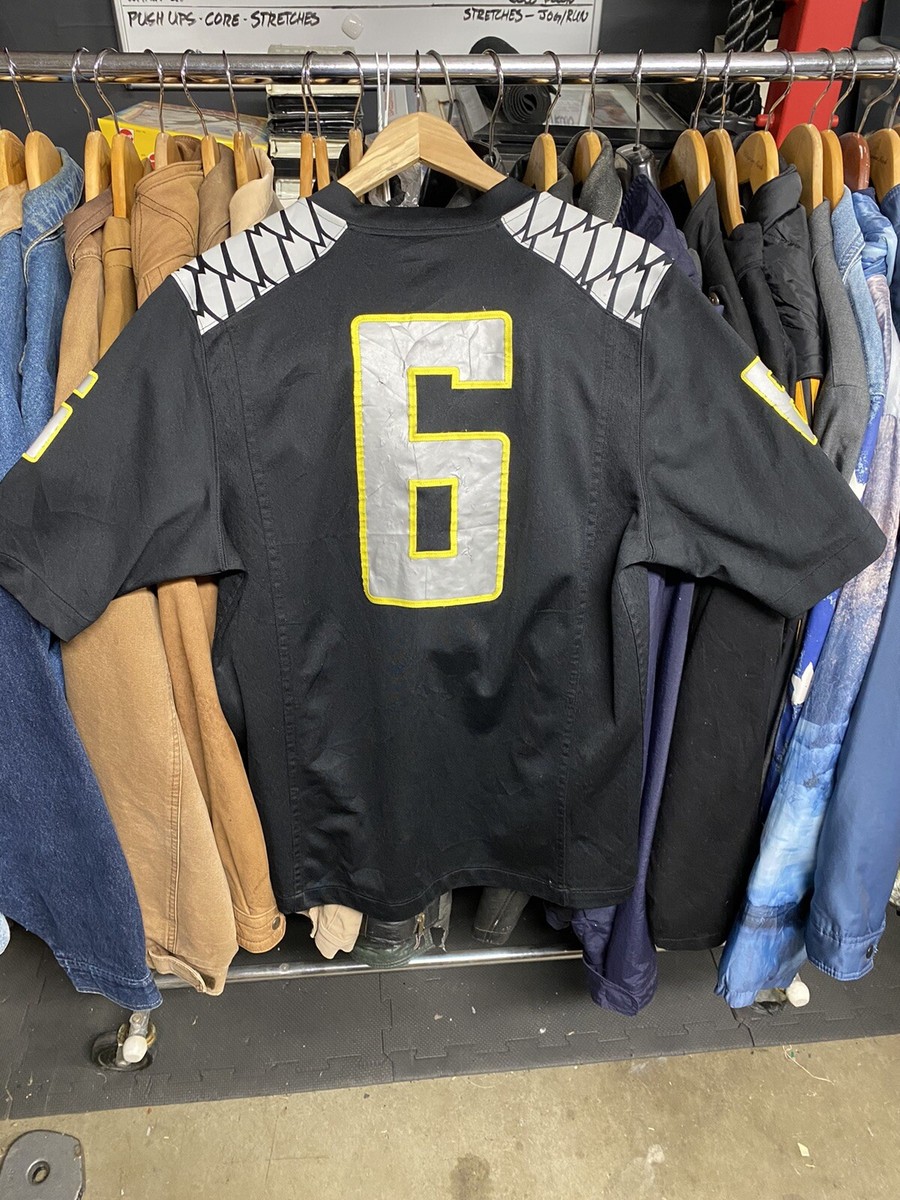 Nike Oregon Football Jersey 6 S 古着 ストリート Nike Oregon Football Jersey 6 S 古着 ストリート - メルカリ