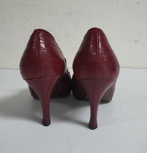 Vintage Bally ~ Cupid ~ Women’s Ruby Red Leather Quilted Pump Heels ~ Size 6M - Picture 4 of 7
