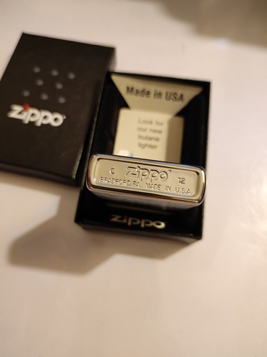 Zippo 182535 Lighter Case - No Inside Guts Insert - Picture 3 of 5