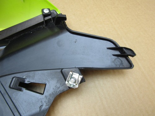 Keeway RKF 125 E5 2022 1,389 miles right side fuel fairing (11649) - Picture 11 of 13