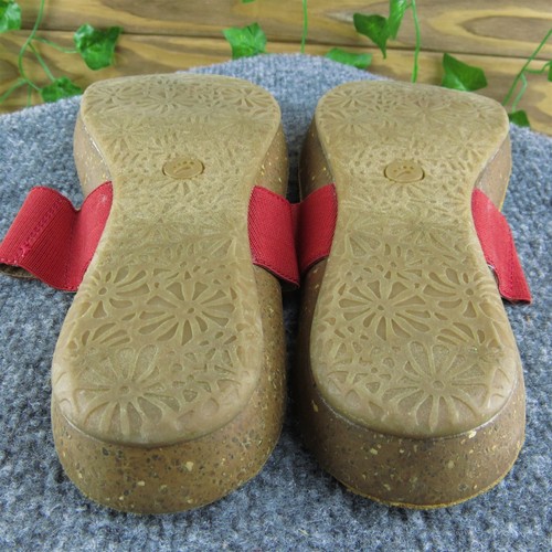 Baretraps Hatsy Women T-Strap Sandal Shoes Size 8 Medium Red Textile - Imagen 9 de 10