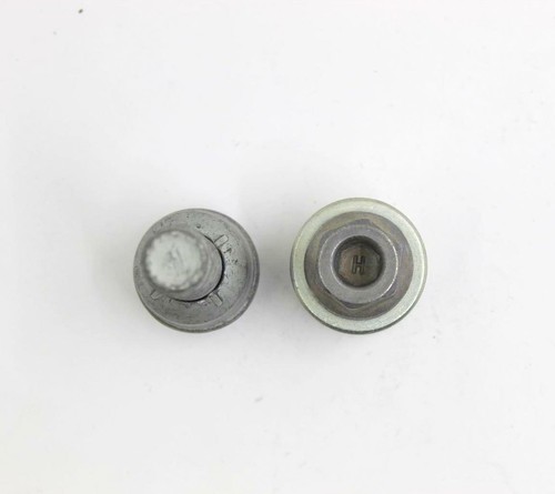 AUDI LOCKING KEY Q3 Q5 Q7 WHEEL NUT BOLT CODE LETTER "H" + LOCKING BOLT GENUINE - Picture 6 of 9