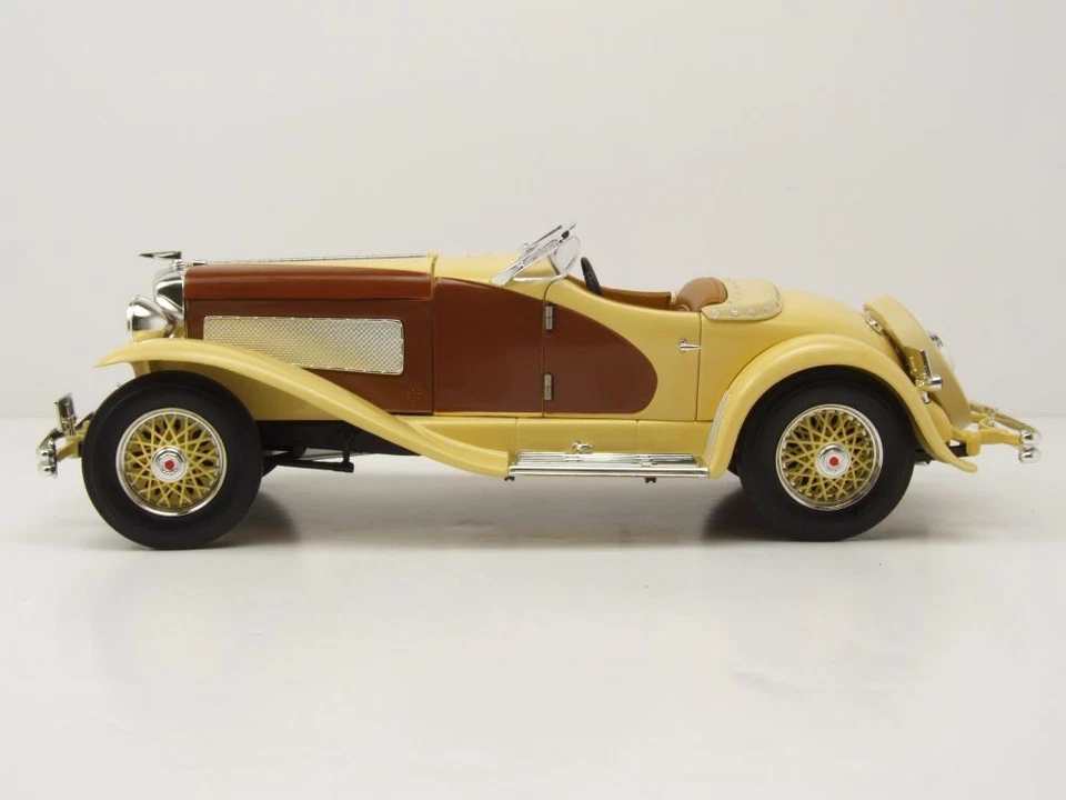 Duesenberg SSJ Speedster 1935 Oro Marrone Modellino Auto 1:18 Auto World - Immagine 3 di 4
