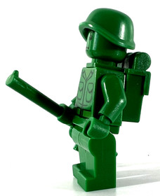LEGO TOY STORY ARMY MAN Minifigure Rifle Backpack Green Toy Soldier No Stand
