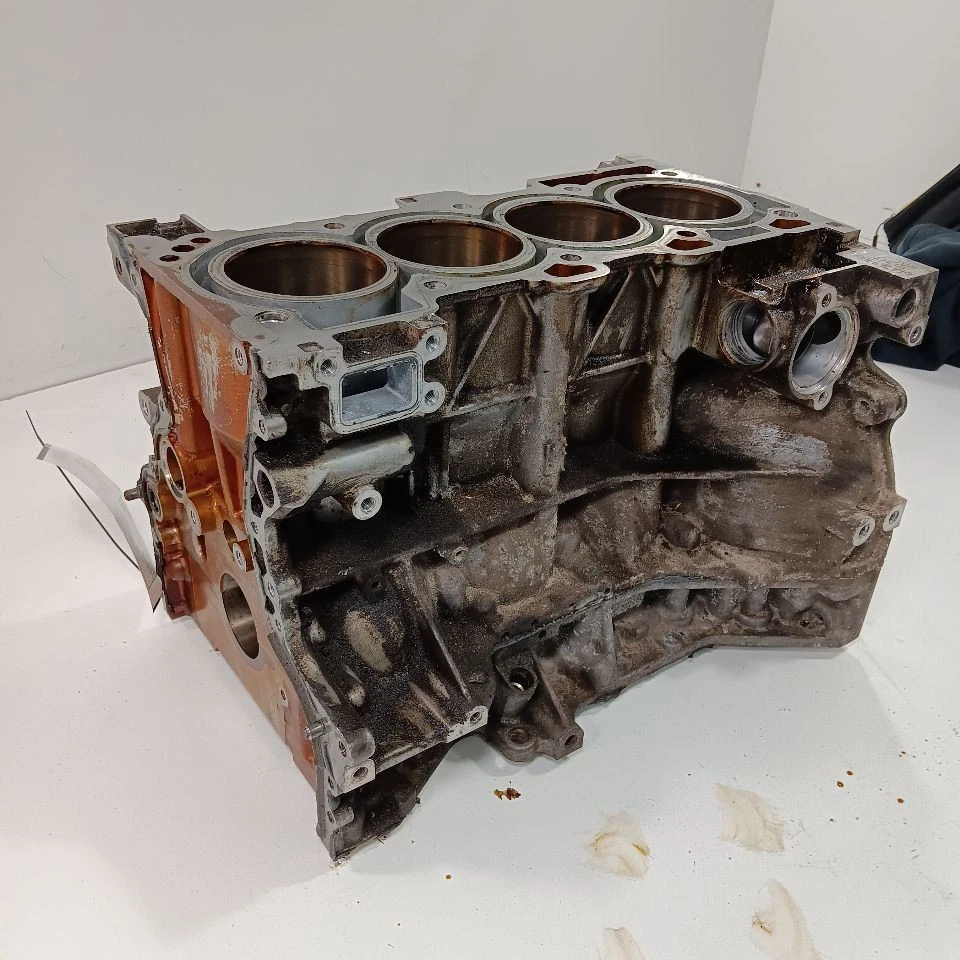 Bloque de cilindros de motor desnudo 2,5 L QR25DE para Nissan Rogue 14-20 Foto 2 de 4