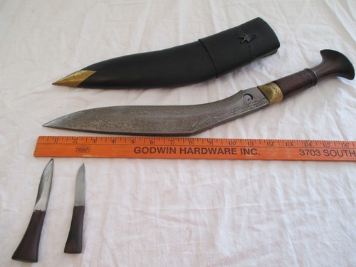 12" Blade KhuKuri Knife Nepal Wood & Brass Handle, Sheath, Utility Knives D10. - Picture 3 of 11