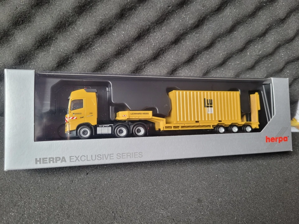 Volvo FH Leonhard Weiss Semitieflader + 20 FT Baustellen Container 958608 neu - Bild 2 von 4