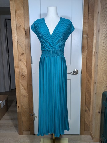 Neu DKNY Gr. 14 türkisblau plissiert Fit&Flare V-Ausschnitt Schmuckton