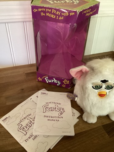 1998 ELECTRONIC FURBY Model 70-940 Tiger White Body Pink Ears - Picture 3 of 9