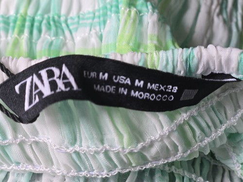 Zara karierter grün-weißer Rock Medium dehnbar Pull-On gerafft Rüschen - Bild 3 von 3