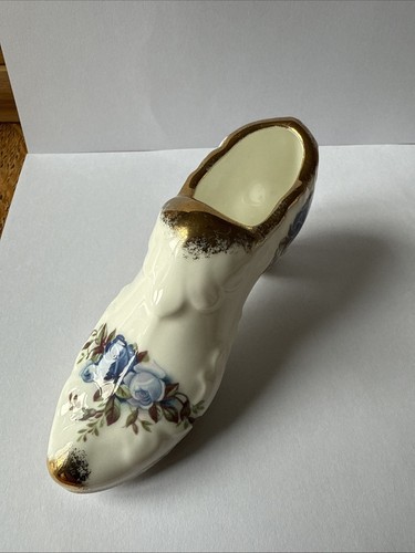 Royal Albert Moonlight Rose Shoe Ornament Blue Rose - Bild 11 von 12
