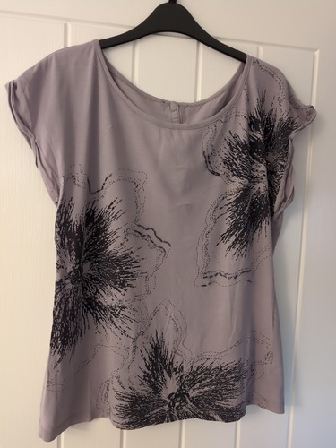 Purple Floral T-shirt Pre-owned Short Sleeve Size 12-14