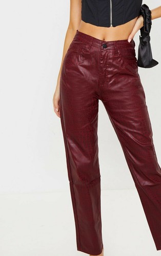 UK 10 Pretty Little Thing Women's Dark Red Croc Coated Denim Straight Leg Jeans - Picture 3 of 4