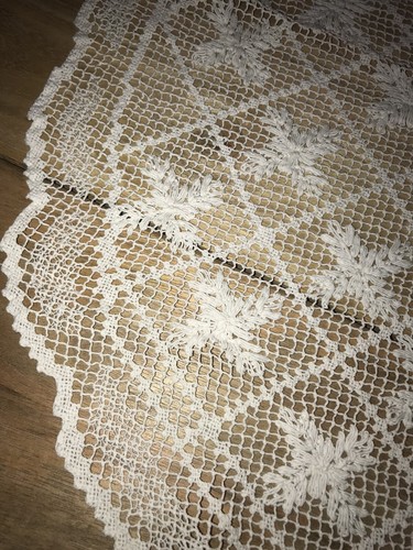 Tovaglia rotonda da te fatto a mano Colore Naturale Lino Pizzo A Tombolo - Foto 5 di 9