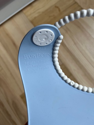 Baby Bjorn Food Catching Bib Plastic blue w White Beaded Rim Teddy Bear - Picture 5 of 5