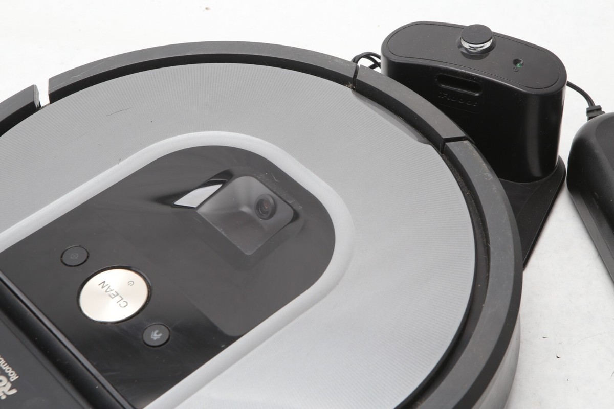 iRobot Roomba 960 Robot Vacuum Cleaner Wi-Fi Connected