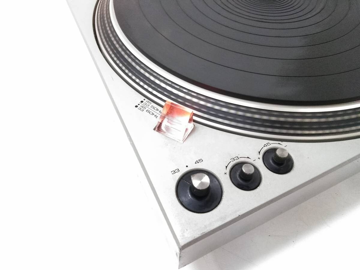Technics SL-1700 Semi-Auto 1 semi-automatic direct drive