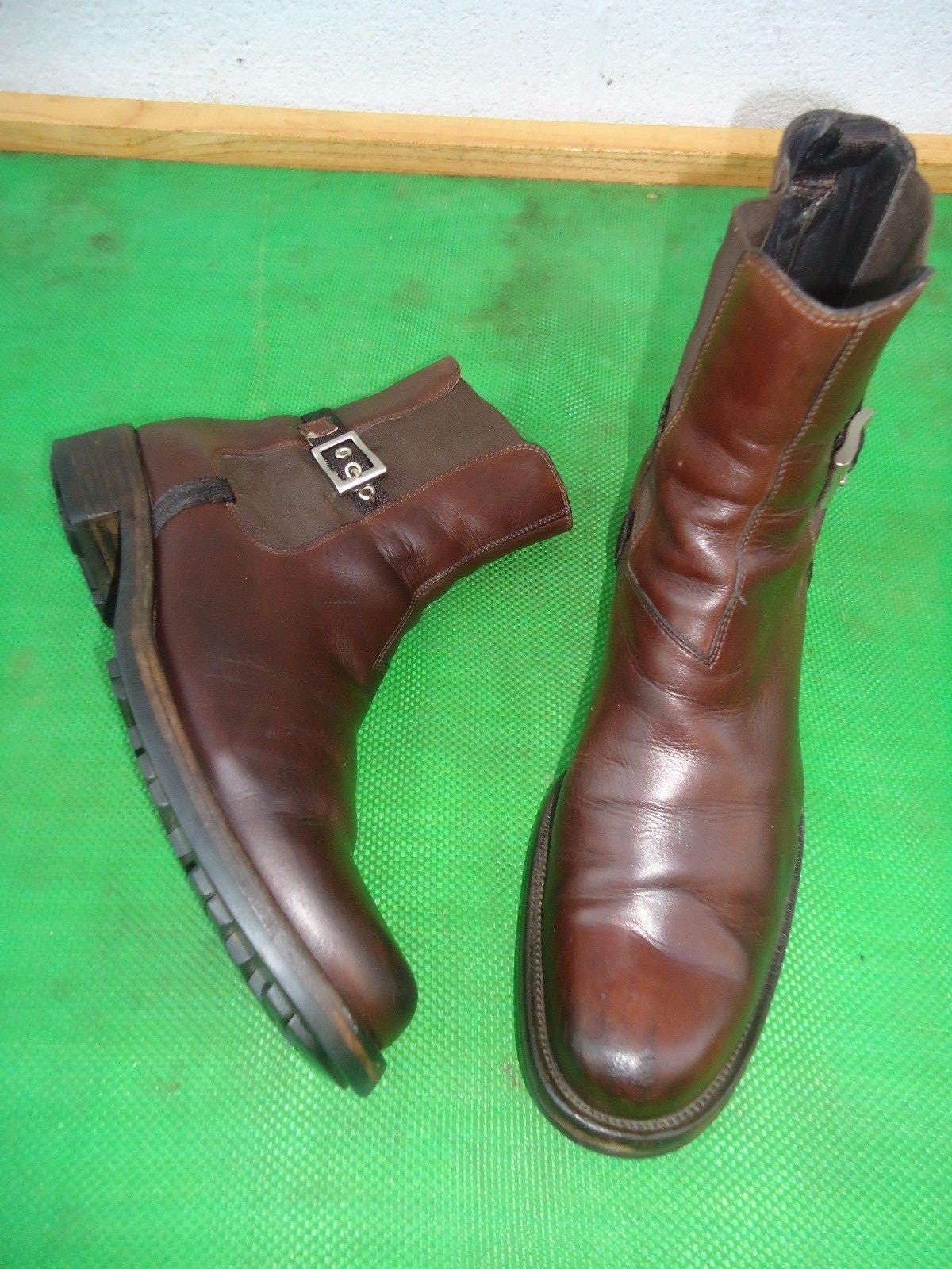 Prada Marrón Cuero laterales Gore Hebilla Botín Mujeres SZ 39.5 Prada Marrón Cuero laterales Gore Hebilla Botín Mujeres SZ 39.5