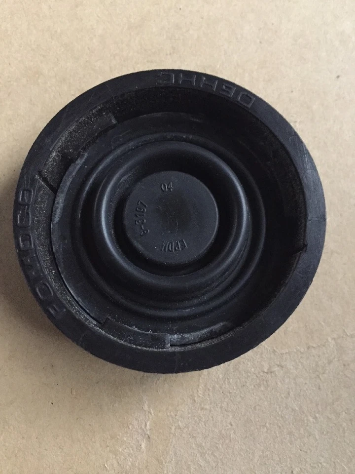 06 07 08 09 Mercury Milan Zephyr MKZ Fusion brake fluid cap top OEM - Image 2 of 3
