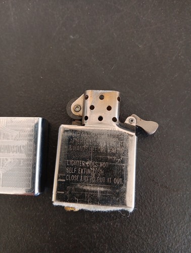 1948-50 Zippo Lighter Insert w Harley Davidson Motor Cycles 2002 Chrome Flip Top - Picture 4 of 4