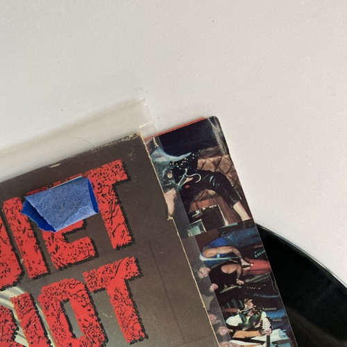 Quiet Riot - Condition Critical LP 1984 Pasha - QZ 39516 VG/VG w/ Inner - Picture 4 of 7