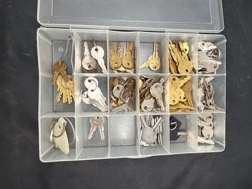 NEW KEYS RV Travel Trailer motorhome bay door Lock MASTER SET DEALERSHIP ch751